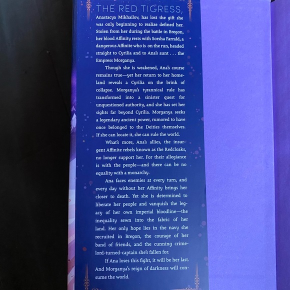 “Crimson Reign” by Amélie Wen Zhao - Picture 6 of 8